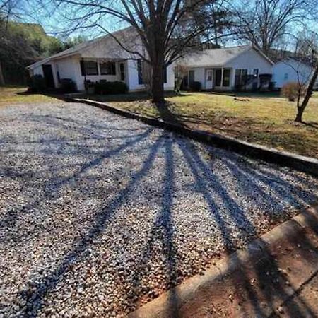 San Souci Bungalow Greenville Exterior photo